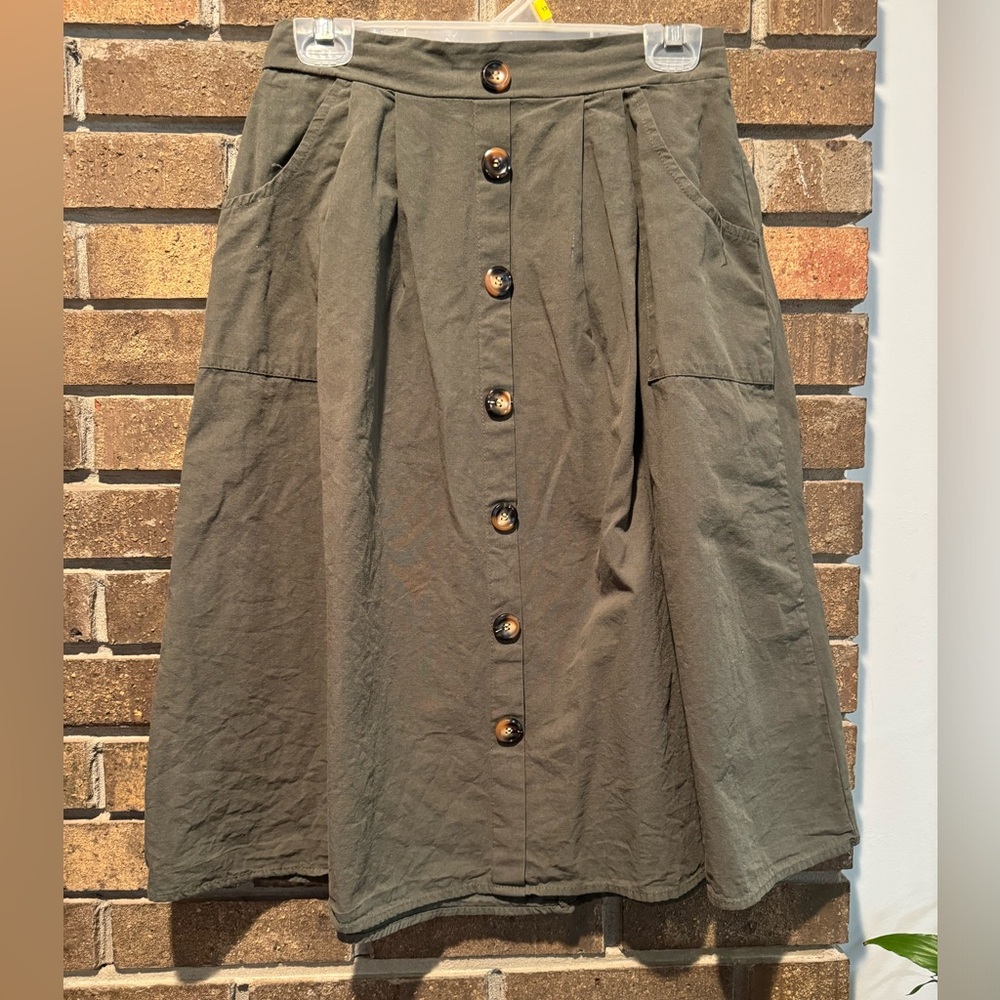 Green skirt